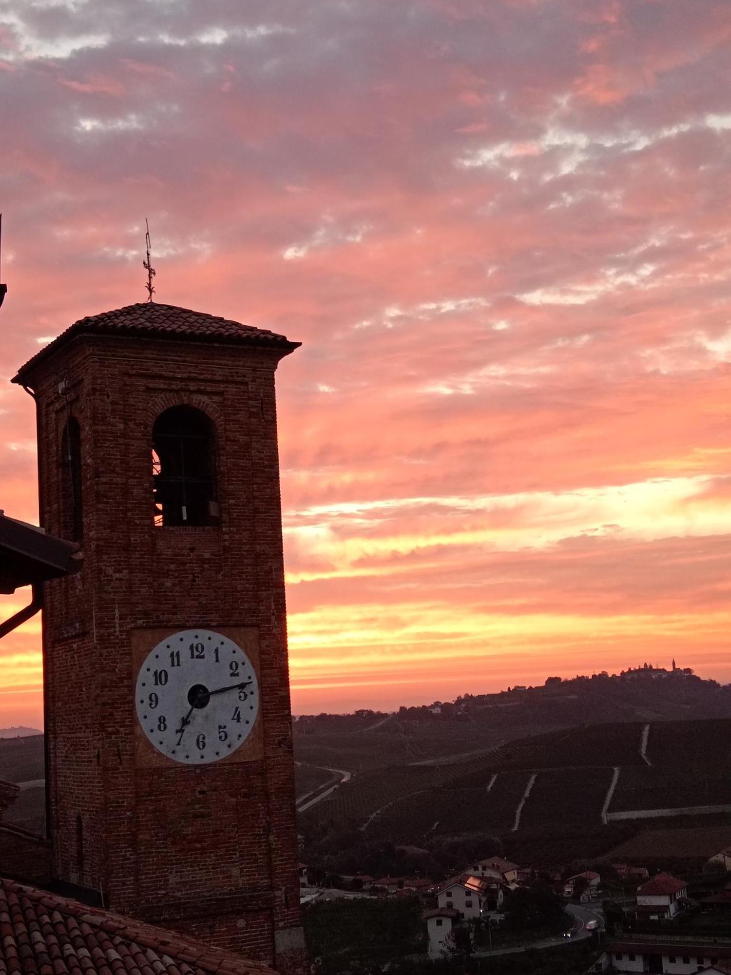 Teresa Al Belvedere Rooms&Holidayapartments Camere&Appartamenti Castellinaldo Exterior photo