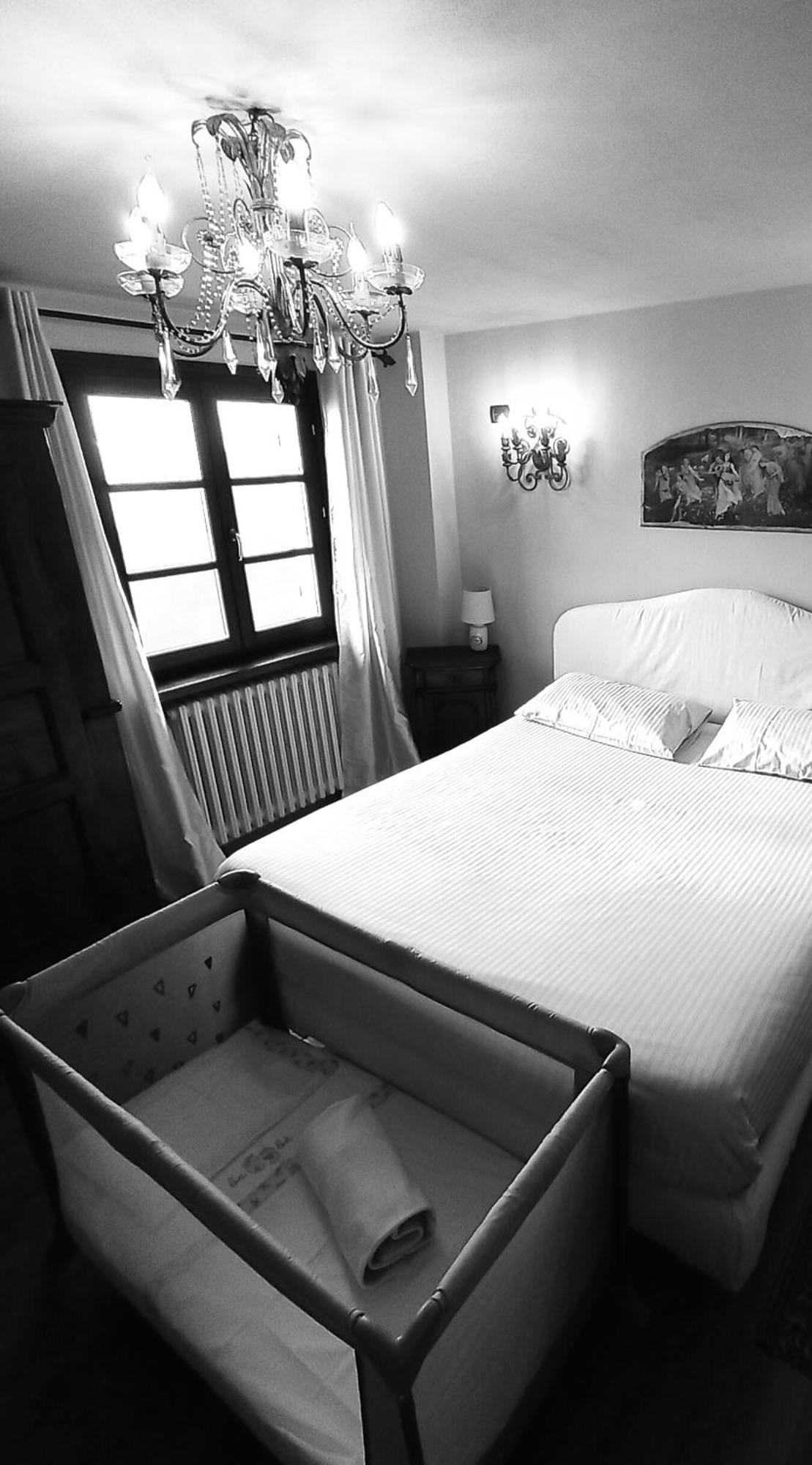 Teresa Al Belvedere Rooms&Holidayapartments Camere&Appartamenti Castellinaldo Exterior photo